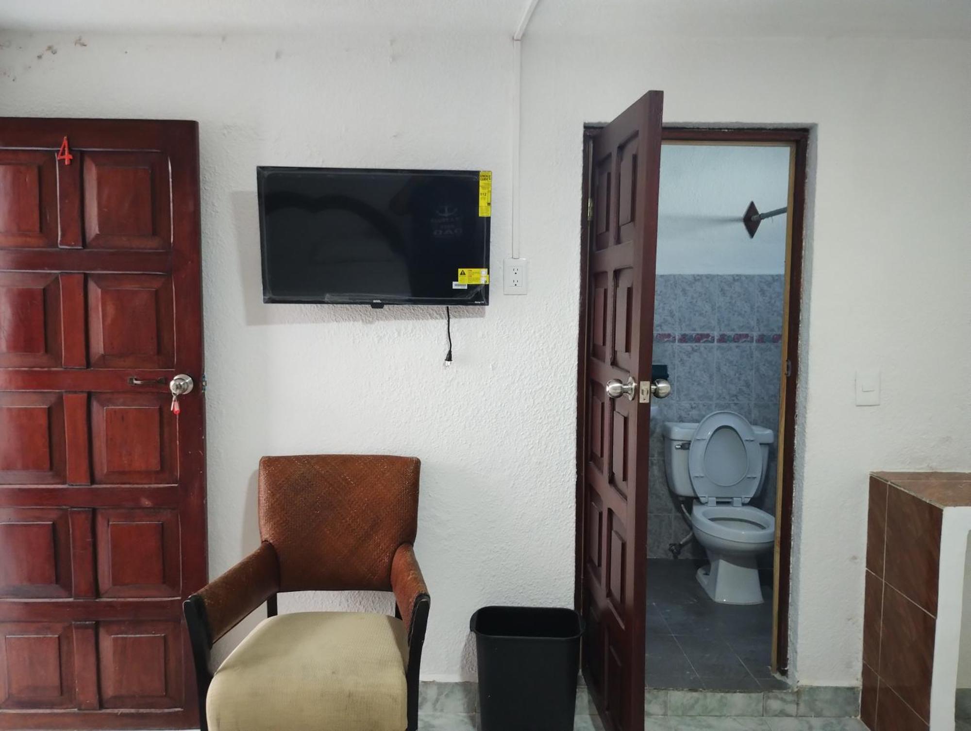 Casa De Huespedes Los Santos Cancún Eksteriør bilde