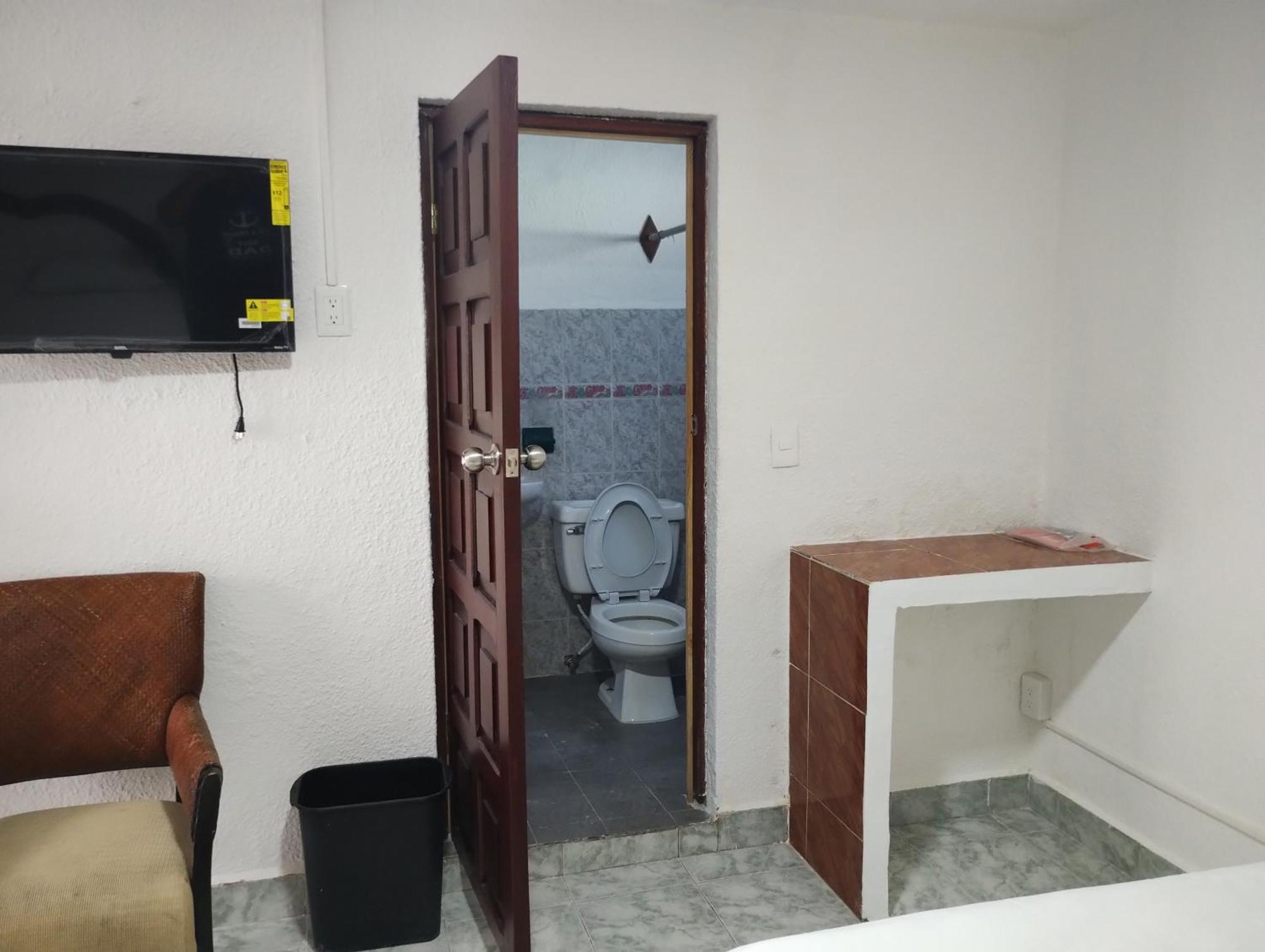Casa De Huespedes Los Santos Cancún Eksteriør bilde